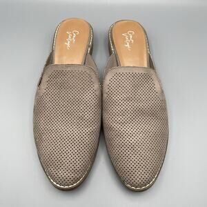 Crown Vintage Slipper Mules Size 9 Lacerte Perforated Taupe Vegan Leather Boho
